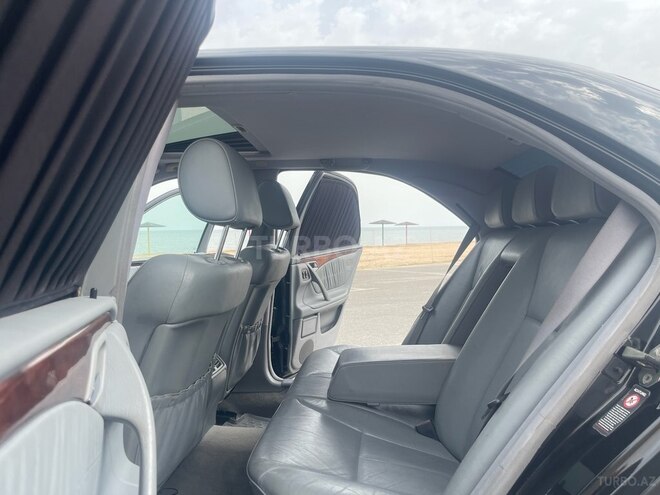 Mercedes E 280 2001, 420,000 km - 2.8 l - Bakı