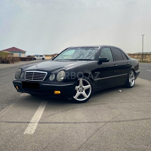 Mercedes E 280 2001, 420,000 km - 2.8 l - Bakı