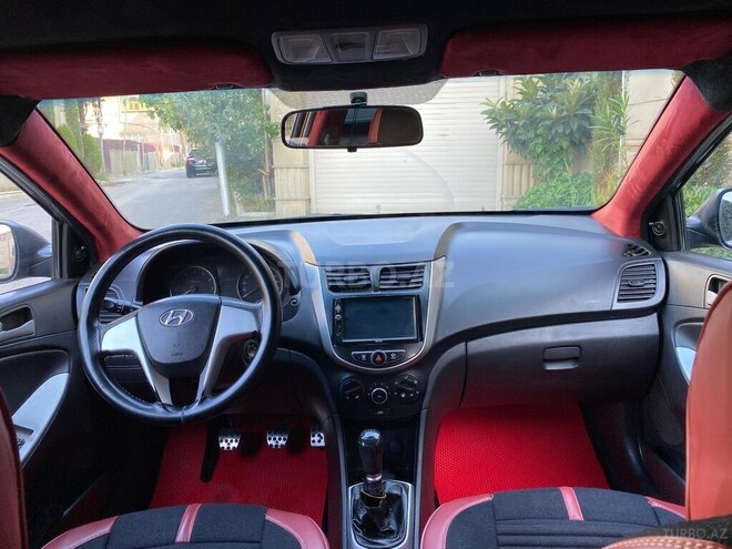 Hyundai Accent 2013, 215,000 km - 1.6 l - Bakı