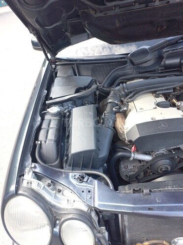 Mercedes E 200 1997, 426,451 km - 2.0 l - Bakı