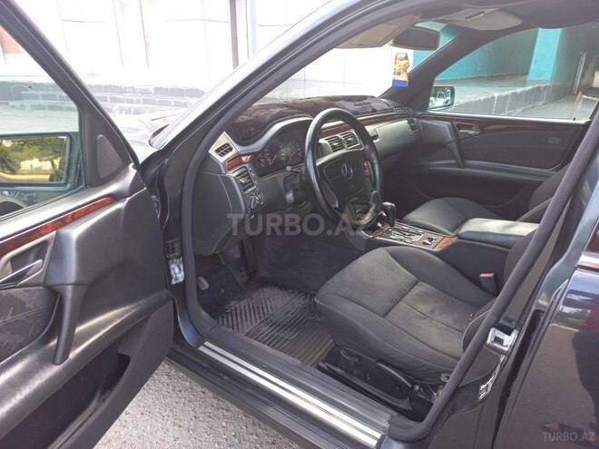Mercedes E 200 1997, 426,451 km - 2.0 l - Bakı
