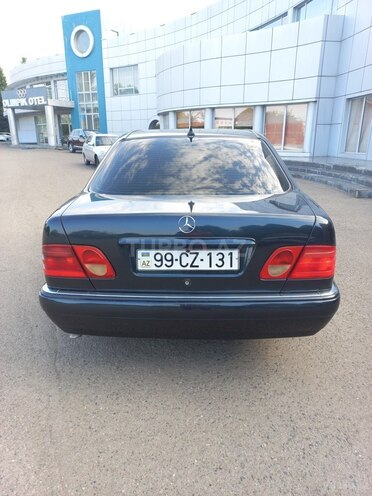 Mercedes E 200 1997, 426,451 km - 2.0 l - Bakı