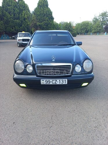 Mercedes E 200 1997, 426,451 km - 2.0 l - Bakı