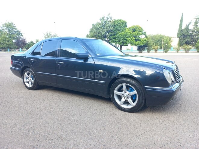 Mercedes E 200 1997, 426,451 km - 2.0 l - Bakı