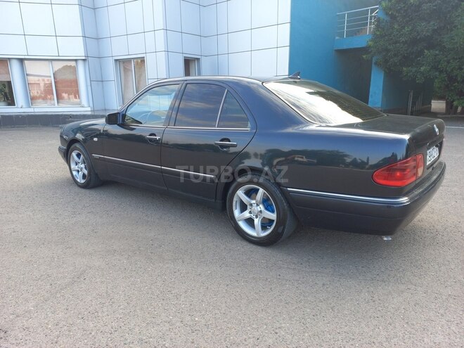 Mercedes E 200 1997, 426,451 km - 2.0 l - Bakı