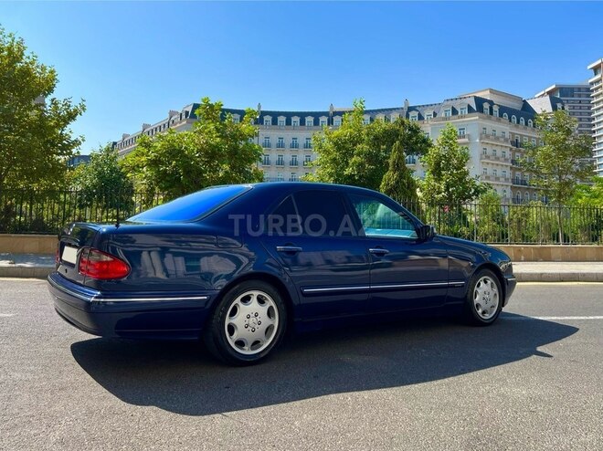 Mercedes E 220 d 2000, 330,700 km - 2.2 l - Bakı