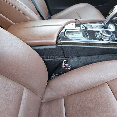 BMW 528 2013, 180,100 km - 2.0 l - Sumqayıt