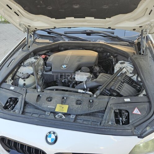 BMW 528 2013, 180,100 km - 2.0 l - Sumqayıt