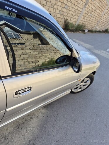 Opel Vectra 2000, 225,000 km - 2.0 l - Bakı