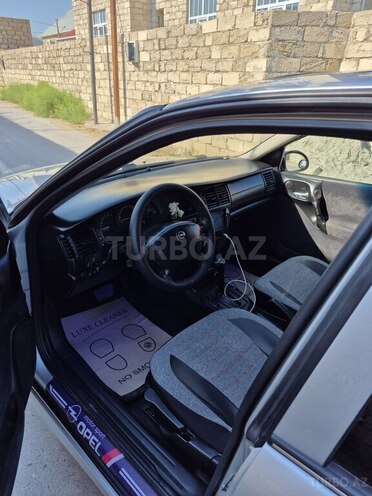 Opel Vectra 2000, 225,000 km - 2.0 l - Bakı