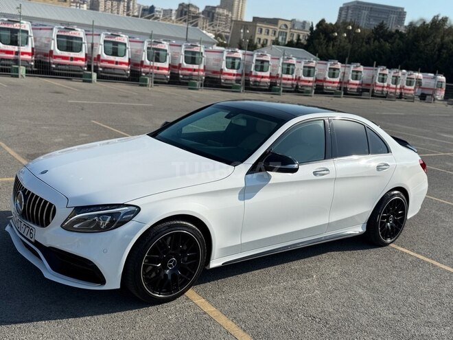 Mercedes C 300 2015, 190,000 km - 2.0 л - Bakı