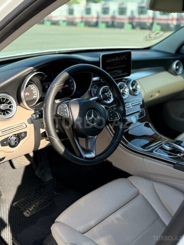 Mercedes C 300 2015, 190,000 km - 2.0 л - Bakı