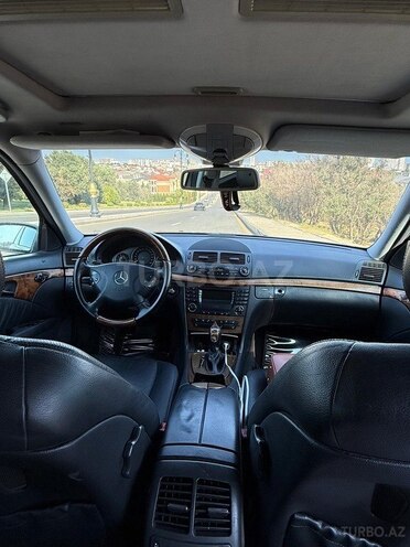 Mercedes E 320 2003, 319,000 km - 3.2 l - Bakı