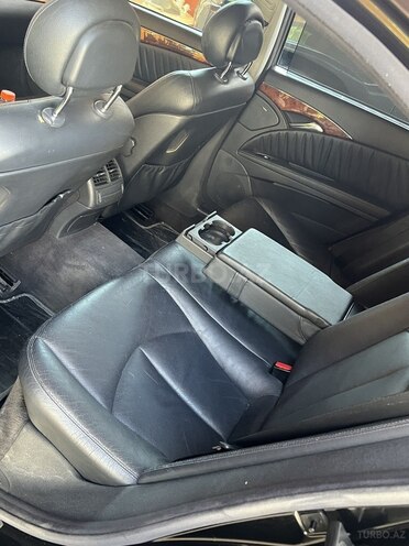 Mercedes E 320 2003, 319,000 km - 3.2 l - Bakı