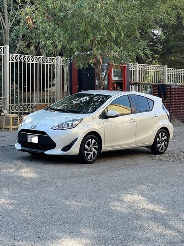 Toyota Aqua 2019, 95,400 km - 1.5 л - Bakı