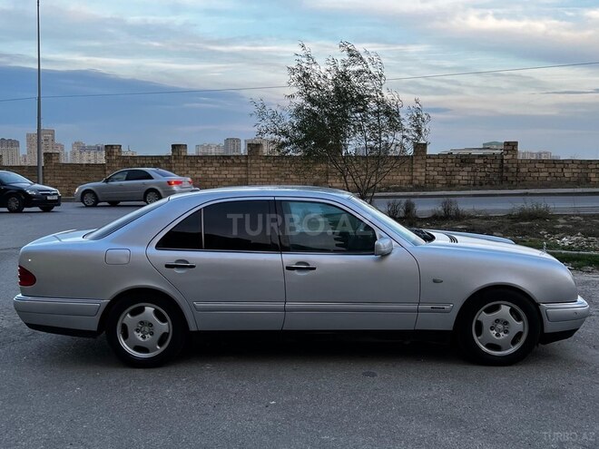 Mercedes E 240 1998, 430,000 km - 2.4 l - Bakı