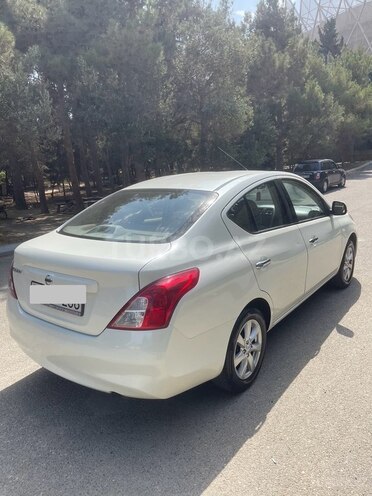 Nissan Sunny-4