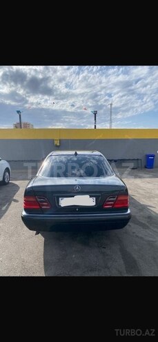 Mercedes E 230 1995, 456,000 km - 2.3 l - Bakı