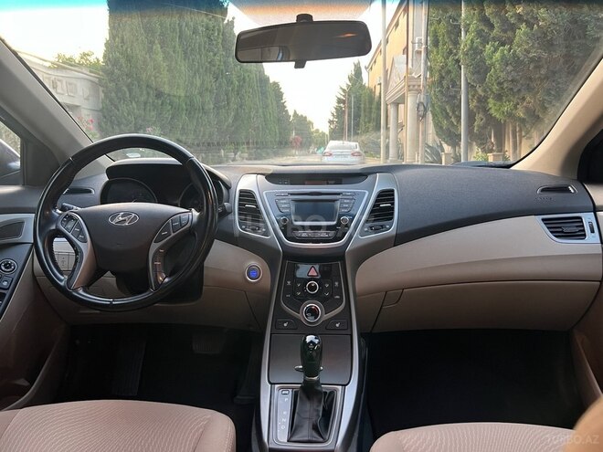 Hyundai Elantra 2015, 186,364 km - 1.8 л - Bakı