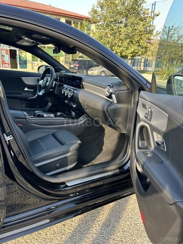 Mercedes CLA 250 2019, 81,418 km - 2.0 л - Bakı
