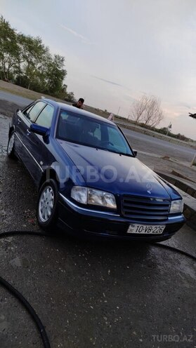 Mercedes E 200 1997, 450,000 km - 2.0 l - Xırdalan