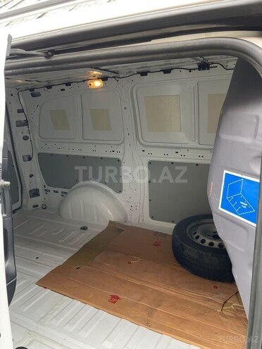 Mercedes Vito 2016, 253,130 km - 1.6 l - Qax