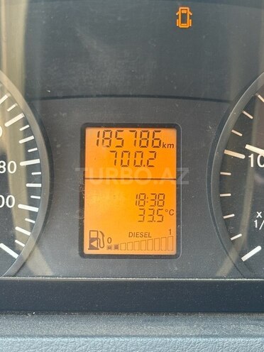 Mercedes Vito 115 2010, 186,000 km - 2.2 л - Bakı