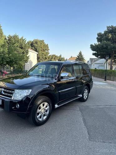Mitsubishi Pajero 2009, 230,000 km - 3.5 l - Bakı