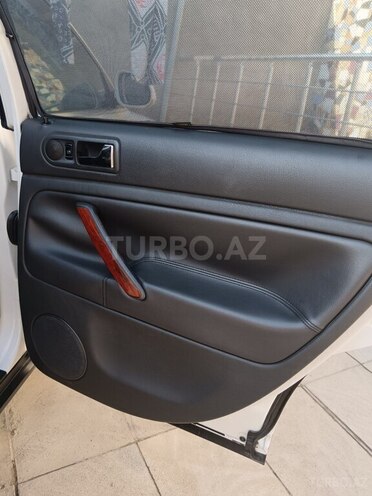 Volkswagen Passat 2004, 218,000 km - 1.8 l - Bakı