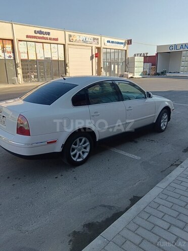 Volkswagen Passat 2004, 218,000 km - 1.8 l - Bakı