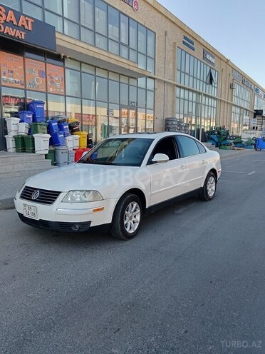 Volkswagen Passat 2004, 218,000 km - 1.8 l - Bakı