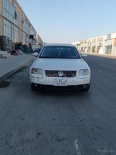 Volkswagen Passat 2004, 218,000 km - 1.8 l - Bakı