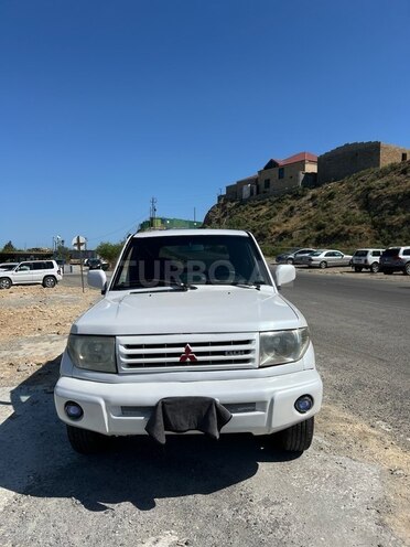 Mitsubishi Pajero io 2000, 250,000 km - 1.8 l - Bakı