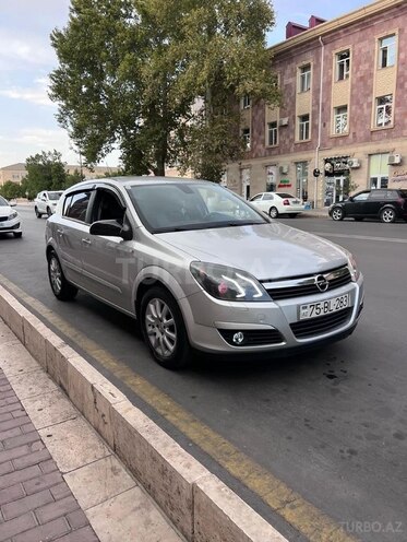 Opel Astra 2004, 260,000 km - 1.4 l - Naxçıvan