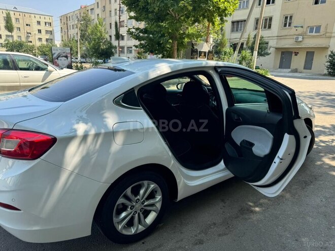 Chevrolet Cruze 2018, 125,000 km - 1.4 l - Gəncə