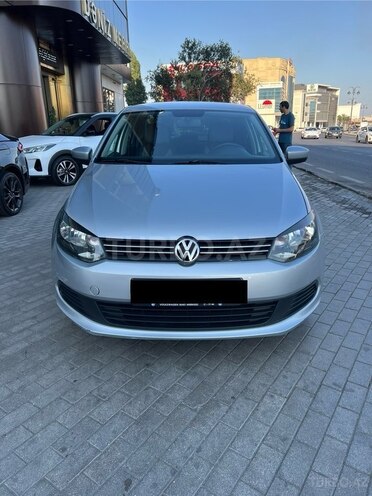 Volkswagen Polo 2014, 160,000 km - 1.6 l - Bakı