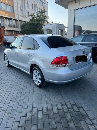 Volkswagen Polo 2014, 160,000 km - 1.6 l - Bakı