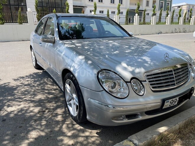 Mercedes E 270 2002, 245,000 km - 2.7 л - Gəncə