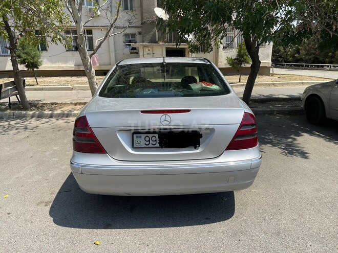 Mercedes E 270 2002, 245,000 km - 2.7 л - Gəncə