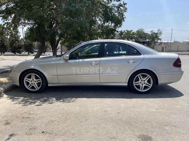 Mercedes E 270 2002, 245,000 km - 2.7 л - Gəncə