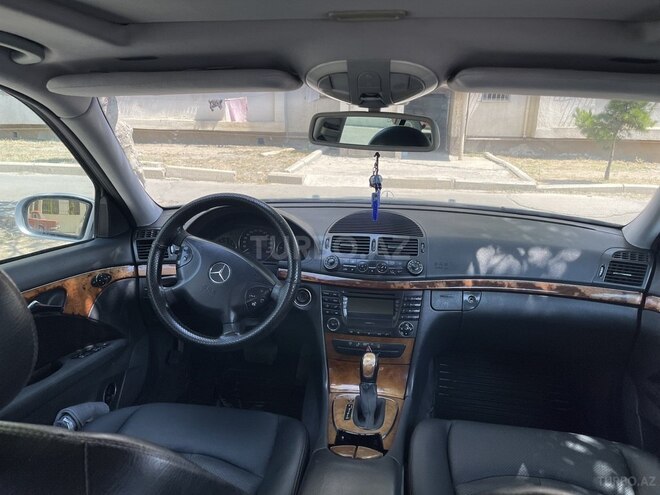 Mercedes E 270 2002, 245,000 km - 2.7 л - Gəncə