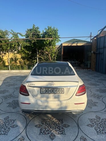 Mercedes E 220 d 2016, 132,000 km - 2.0 l - Bakı