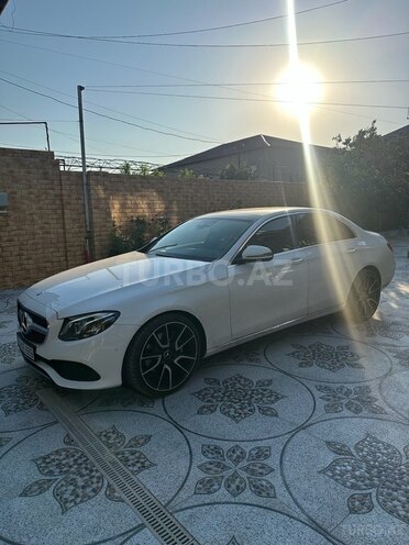 Mercedes E 220 d 2016, 132,000 km - 2.0 l - Bakı