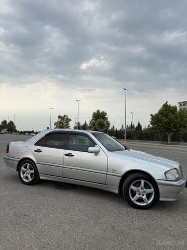 Mercedes C 200 2000, 400,000 km - 2.0 l - Gəncə