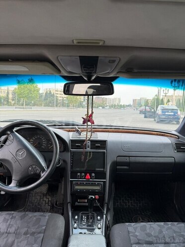Mercedes C 200 2000, 400,000 km - 2.0 l - Gəncə