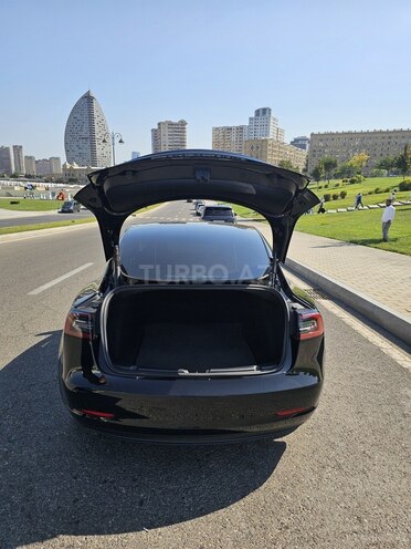Tesla Model 3 2023, 24,300 km - 0.0 l - Bakı