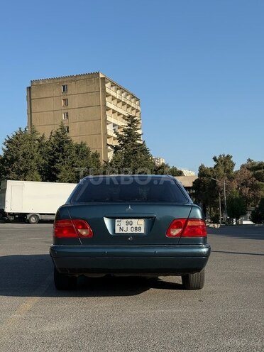 Mercedes E 240 1998, 487,254 km - 2.4 l - Bakı