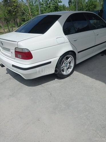 BMW 530 2001, 365,000 km - 3.0 l - Ucar