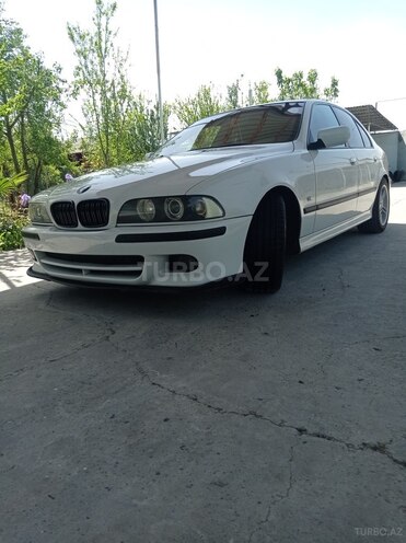 BMW 530 2001, 365,000 km - 3.0 l - Ucar