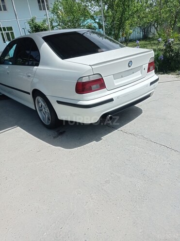 BMW 530 2001, 365,000 km - 3.0 l - Ucar